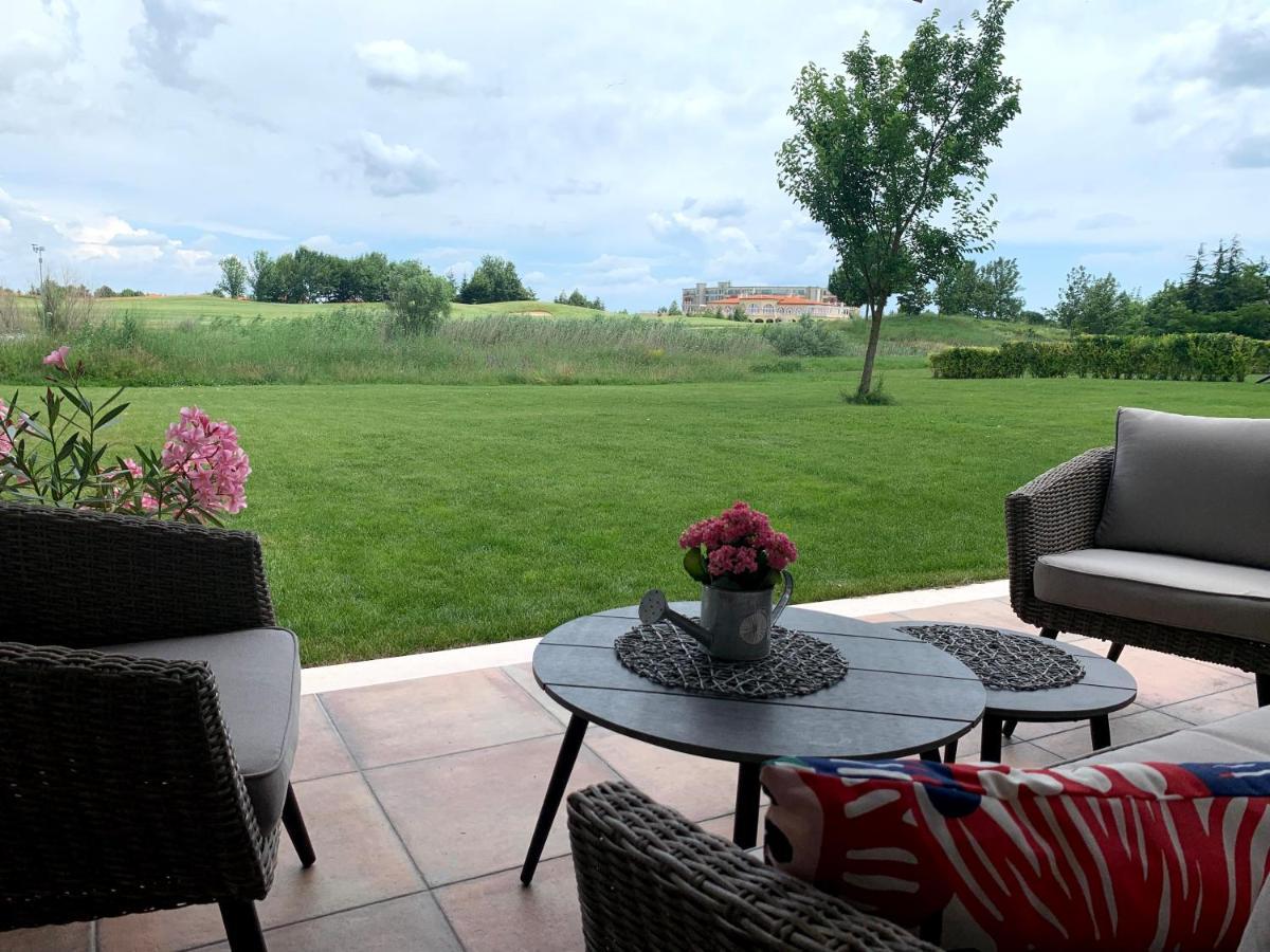 Lighthouse Golf Private Villa Lake View 발치크 외부 사진