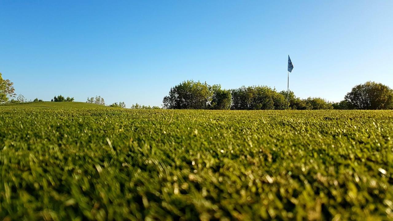 Lighthouse Golf Private Villa Lake View 발치크 외부 사진