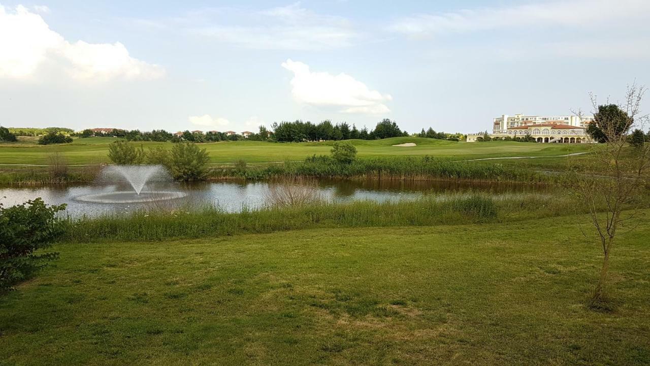 Lighthouse Golf Private Villa Lake View 발치크 외부 사진