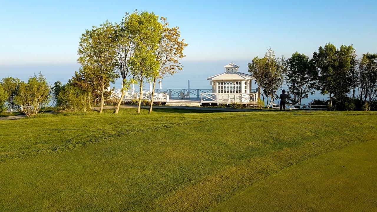 Lighthouse Golf Private Villa Lake View 발치크 외부 사진